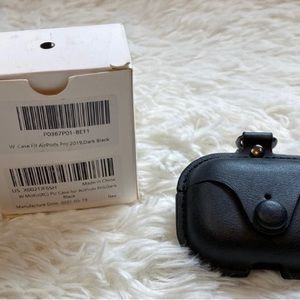 New Auth AirPods Case Black (box included) Plastic  Excellent condition!
